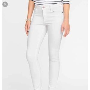 Old Navy Rockstar White Jeans!